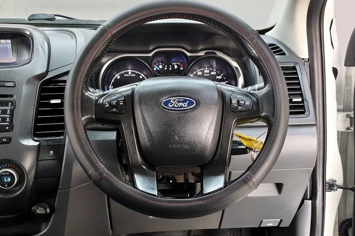 FORD 4WD 2014 3.2 AT DOUBLE CAB WHITE  5722 full