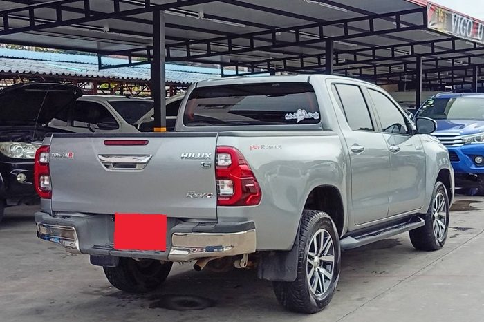 REVO PRE 2016 2.4E AT DOUBLE CAB SILVER 3091 full