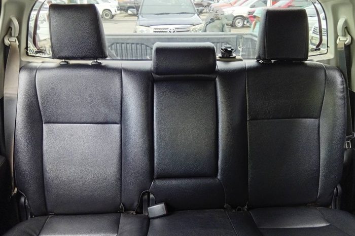 REVO PRE 2016 2.4E AT DOUBLE CAB SILVER 3091 full