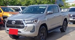 REVO PRE 2021 2.4 ENTRY AT DOUBLE CAB SILVER 2966
