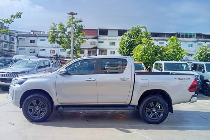 REVO PRE 2021 2.4 ENTRY AT DOUBLE CAB SILVER 2966 full