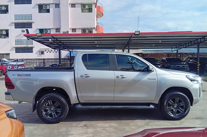 REVO PRE 2021 2.4 ENTRY AT DOUBLE CAB SILVER 2966 full