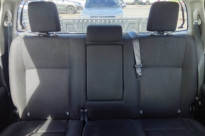 REVO PRE 2021 2.4 ENTRY AT DOUBLE CAB SILVER 2966 full
