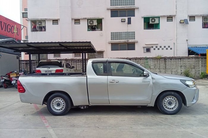 REVO PRE 2021 2.4 MID AT SAMRT CAB SILVER  1378 full