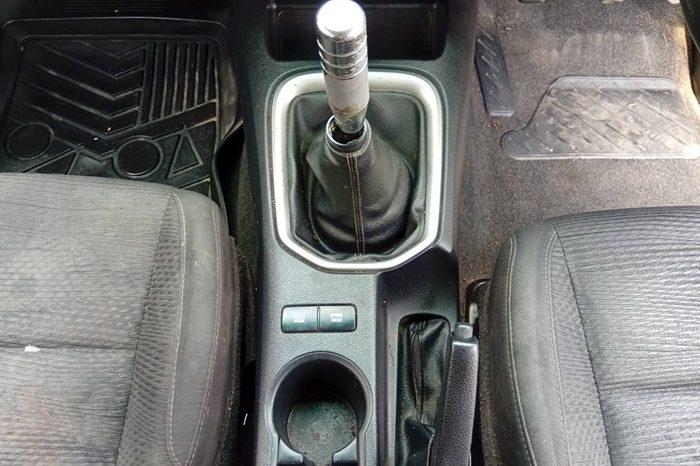 REVO PRE 2021 2.4 MID AT SAMRT CAB SILVER  1378 full