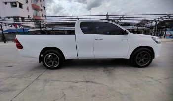 REVO 2WD 2017 2.4E MT SMART CAB WHITE  5754 full