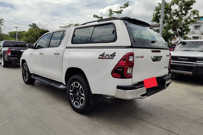 REVO 4WD 2021 2.4 MID MT DOUBLE CAB WHITE  7293 full