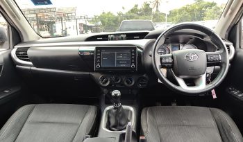 REVO 4WD 2021 2.4 MID MT DOUBLE CAB WHITE  7293 full