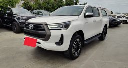 REVO PRE 2021 2.4 MID AT DOUBLE CAB WHITE  2081