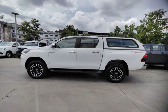 REVO PRE 2021 2.4 MID AT DOUBLE CAB WHITE  2081 full