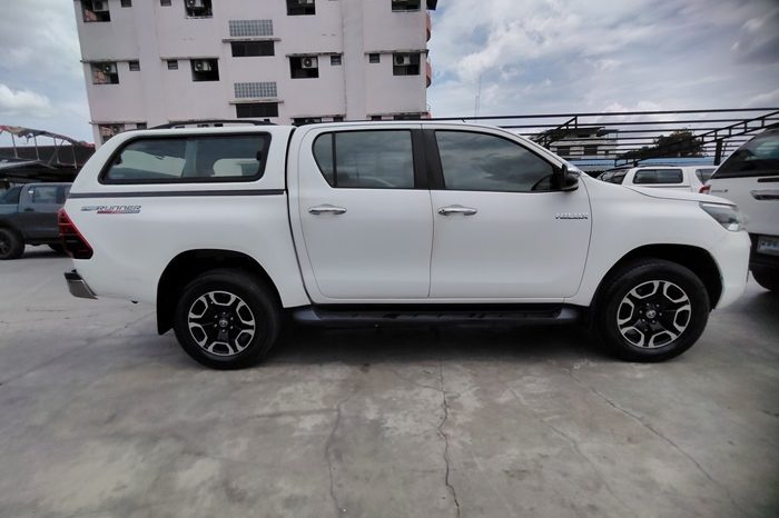 REVO PRE 2021 2.4 MID AT DOUBLE CAB WHITE  2081 full