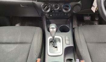 REVO PRE 2021 2.4 MID AT DOUBLE CAB WHITE  2081 full