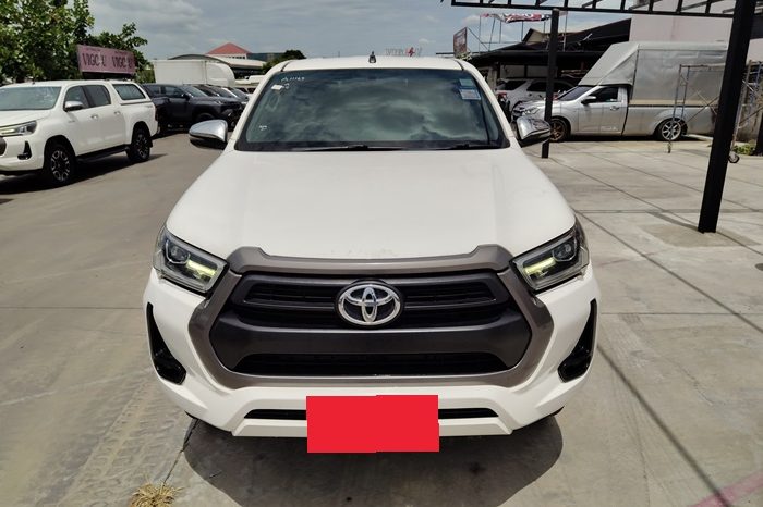 REVO PRE 2021 2.4 MID AT DOUBLE CAB WHITE  2086 full