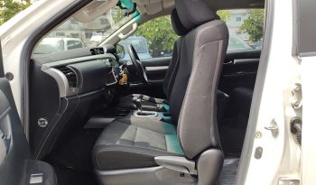 REVO PRE 2021 2.4 MID AT DOUBLE CAB WHITE  2086 full