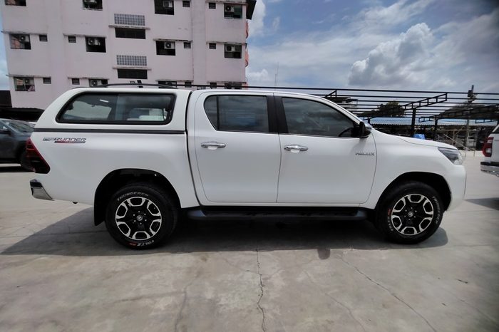 REVO PRE 2021 2.4 MID AT DOUBLE CAB WHITE  2086 full