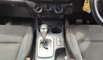 REVO PRE 2021 2.4 MID AT DOUBLE CAB WHITE  2086 full