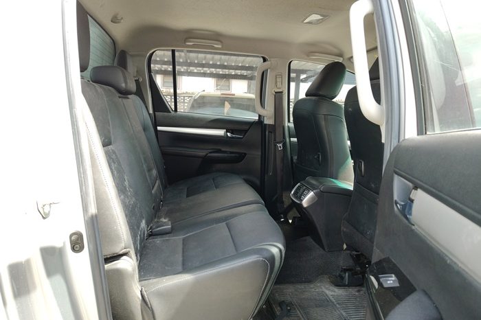REVO 4WD 2020 2.8 HIGHT AT DOUBLE CAB SILVER  5417 full