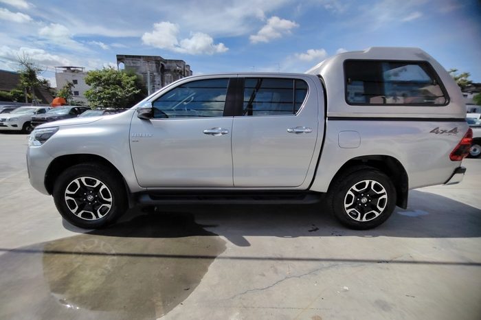 REVO 4WD 2020 2.8 HIGHT AT DOUBLE CAB SILVER  5420 full