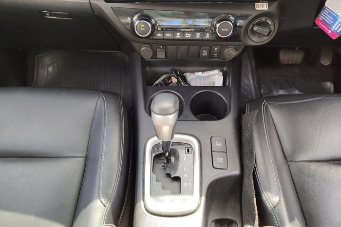 REVO 4WD 2020 2.8 HIGHT AT DOUBLE CAB SILVER  5420 full