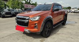 ISUZU 4WD 2020 3.0 AT DOUBLE CAB ORANGE  4589