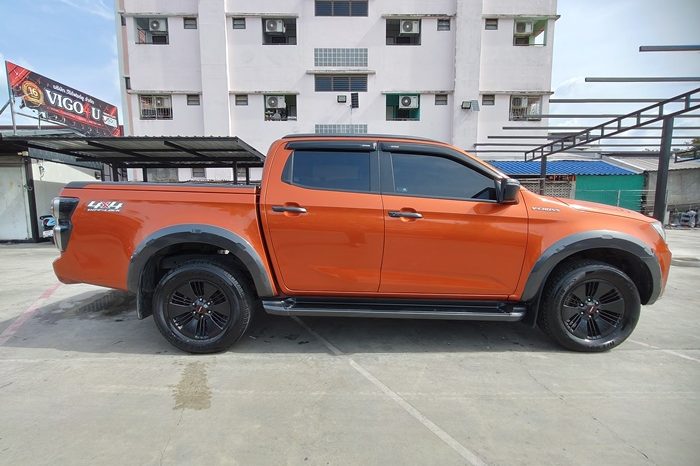 ISUZU 4WD 2020 3.0 AT DOUBLE CAB ORANGE  4589 full