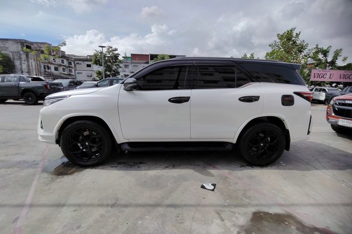 TOYOTA 4WD 2022 2.8V AT FORTUNER WHITE  6678 full