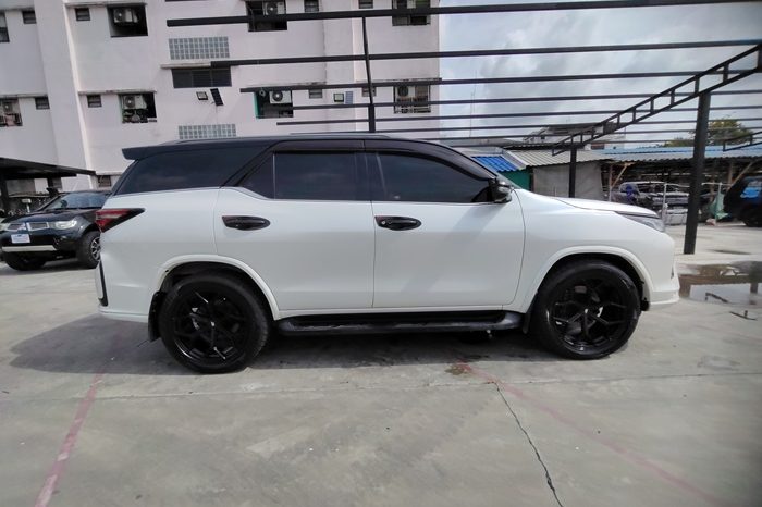 TOYOTA 4WD 2022 2.8V AT FORTUNER WHITE  6678 full