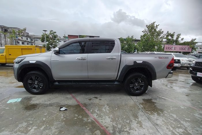 REVO PRE 2021 2.4 ENTRY AT DOUBLE CAB SILVER  1583 full