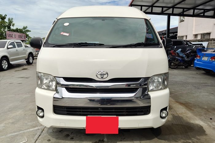 TOYOTA 2WD 2019 3.0 AT COMMUTER WHITE  3754 full