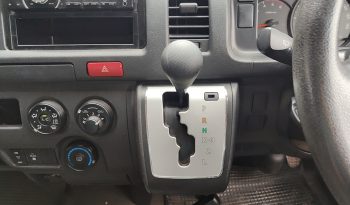 TOYOTA 2WD 2019 3.0 AT COMMUTER WHITE  3754 full