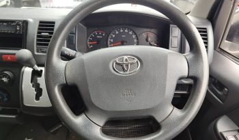 TOYOTA 2WD 2019 3.0 AT COMMUTER WHITE  3754 full