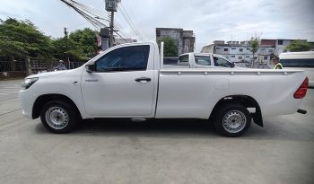 REVO 2WD 2018 2.4J MT STANDARD WHITE  1623 full