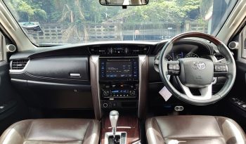 TOYOTA 2WD 2016 2.4V AT FORTUNER WHITE  5229 full