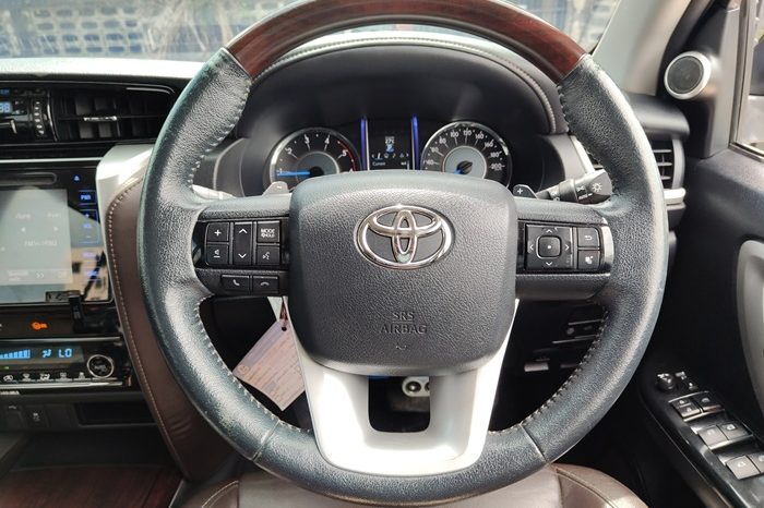 TOYOTA 2WD 2016 2.4V AT FORTUNER WHITE  5229 full