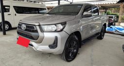 REVO PRE 2021 2.4 ENTRY AT DOUBLE CAB SILVER  8466