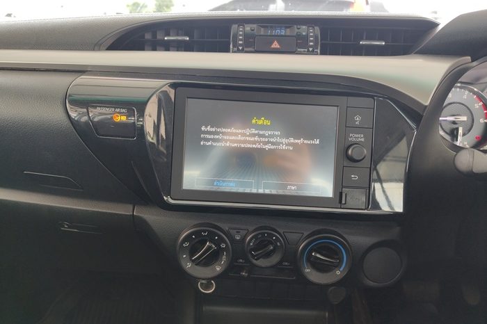 REVO PRE 2021 2.4 ENTRY AT DOUBLE CAB SILVER  8466 full