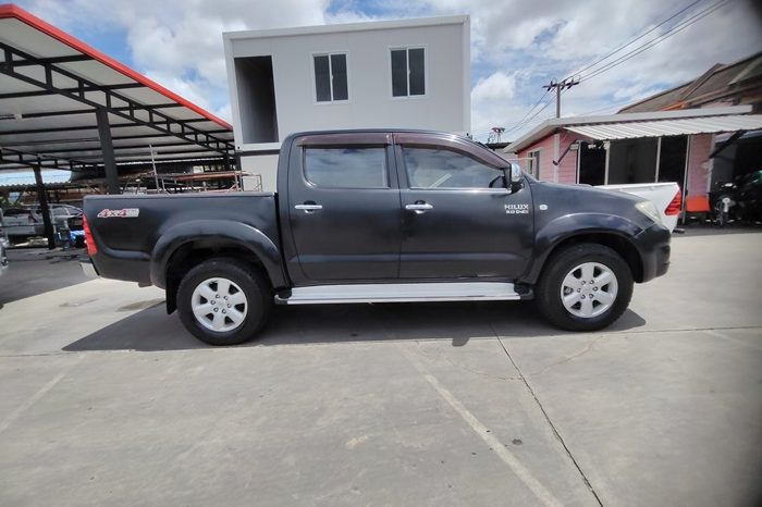 VIGO 4WD 2010 3.0G MT DOUBLE CAB BLACK  7535 full