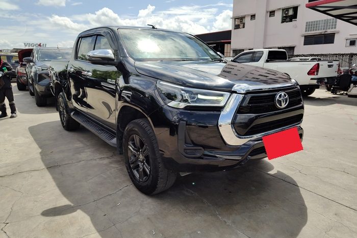 REVO PRE 2022 2.4 ENTRY AT DOUBLE CAB BLACK  4709 full
