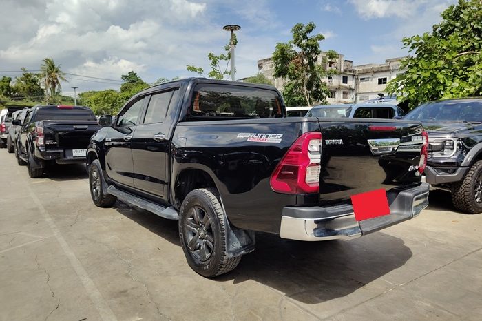 REVO PRE 2022 2.4 ENTRY AT DOUBLE CAB BLACK  4709 full