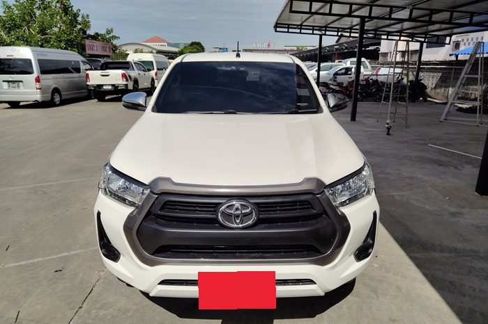 REVO PRE 2021 2.4 ENTRY AT DOUBLE CAB WHITE  1432 full