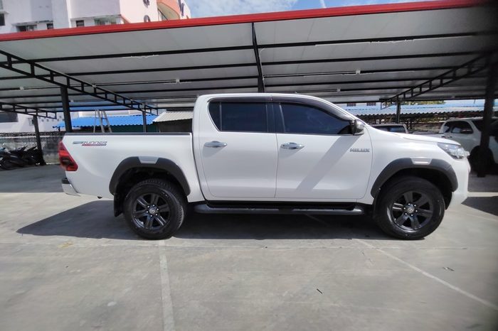 REVO PRE 2021 2.4 ENTRY AT DOUBLE CAB WHITE  1432 full