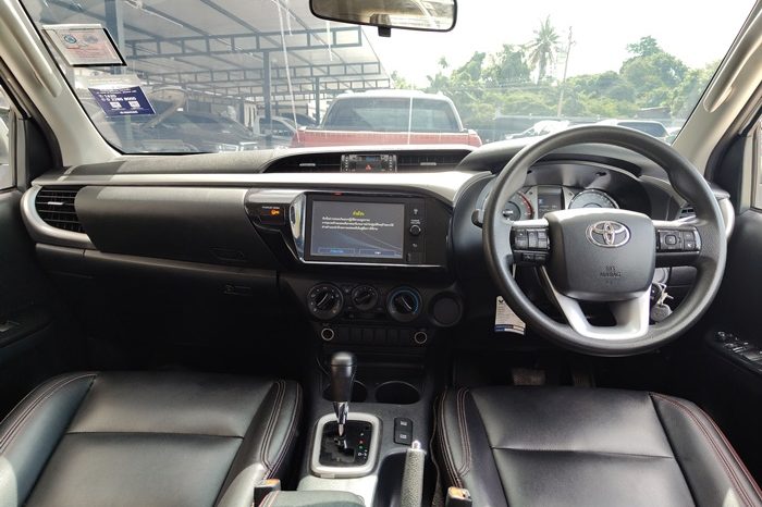 REVO PRE 2021 2.4 ENTRY AT DOUBLE CAB WHITE  1432 full