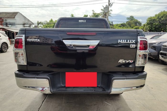 REVO PRE 2017 2.4G AT DOUBLE CAB BLACK  6205 full