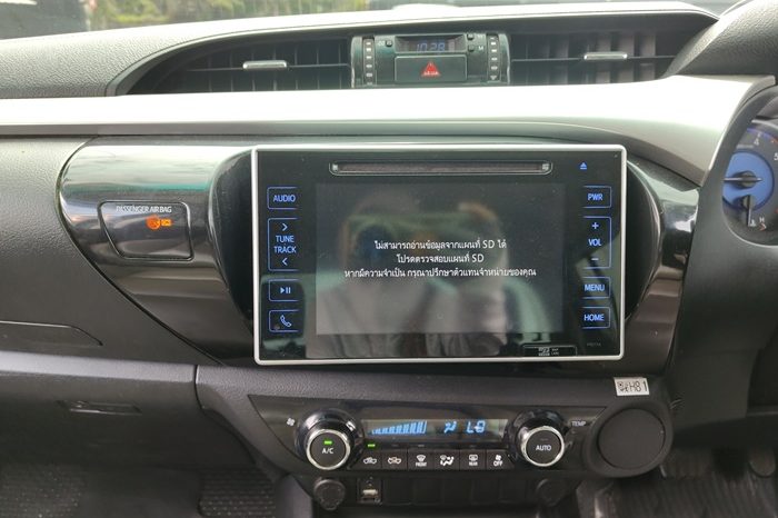 REVO PRE 2017 2.4G AT DOUBLE CAB BLACK  6205 full