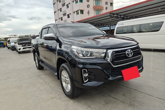 REVO PRE 2019 2.4E AT DOUBLE CAB BLACK 1151 full