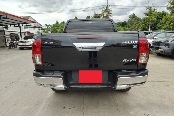 REVO PRE 2019 2.4E AT DOUBLE CAB BLACK 1151 full