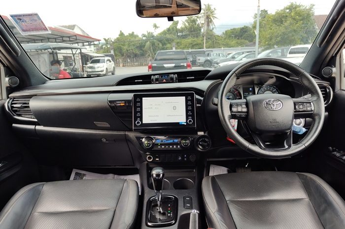REVO 4WD 2022 2.8 HIGHT AT SMART CAB WHITE  5394 full