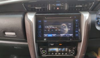 TOYOTA 2WD 2016 2.4V AT FORTUNER BLACK  3422 full