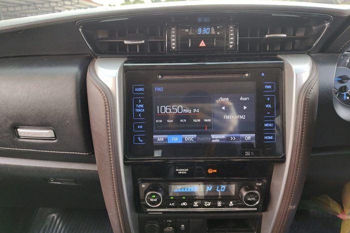 TOYOTA 2WD 2016 2.4V AT FORTUNER BLACK  3422 full