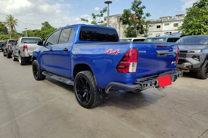 REVO PRE 2019 2.4G AT DOUBLE CAB BLUE  321 full